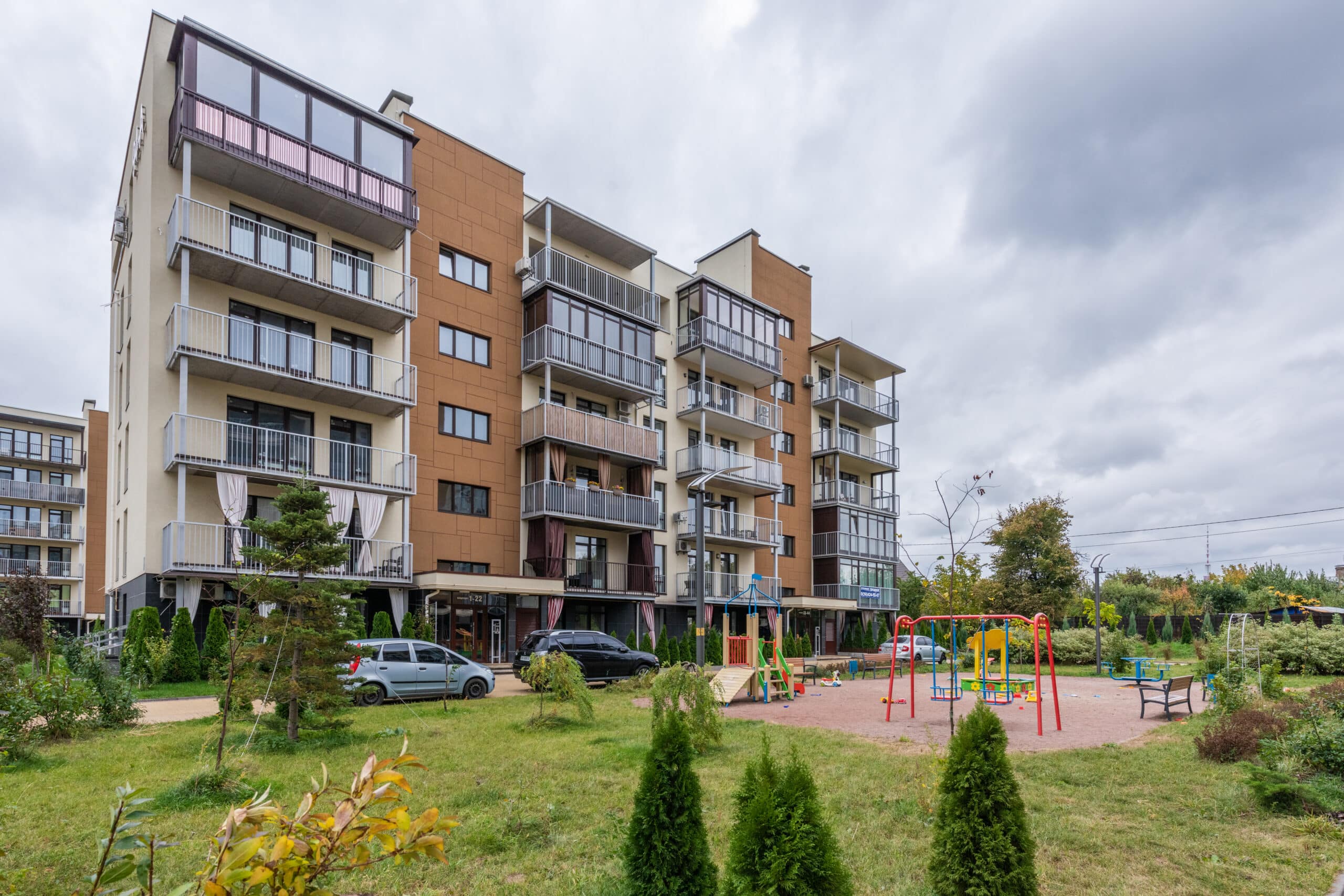 Apartment building